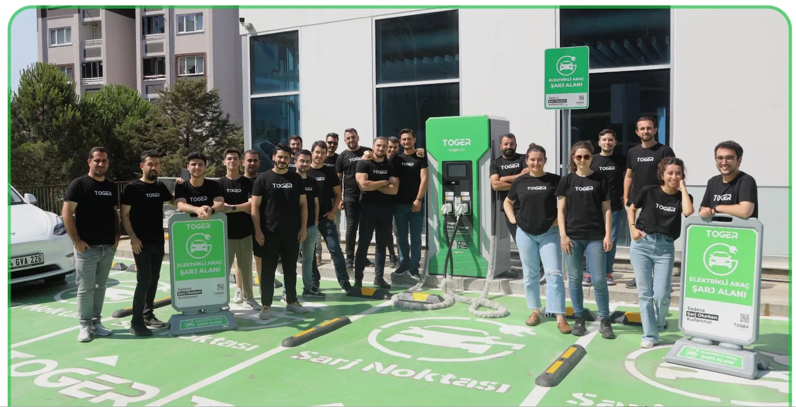 Visiosoft ekibi, elektrikli araç şarj alanında bir arada